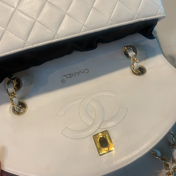 Chanel Bag Vintage CC Matelasse Chain Shoulder Lambskin White RARE - Picture 8 of 13